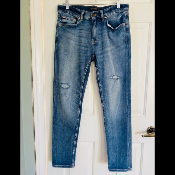 banana republic athletic tapered